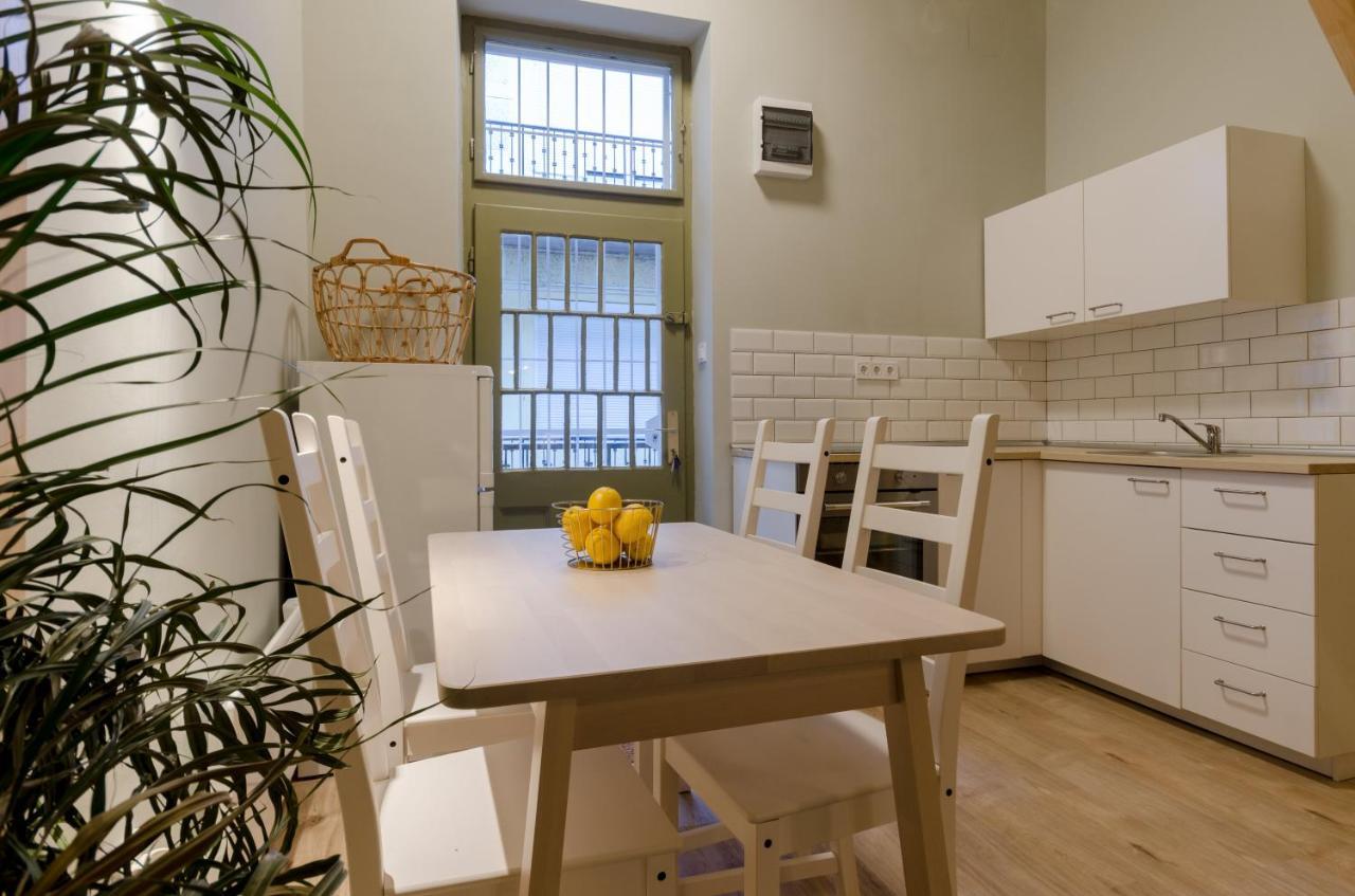 בודפשט Cosy Studio In Party District Ak20S מראה חיצוני תמונה