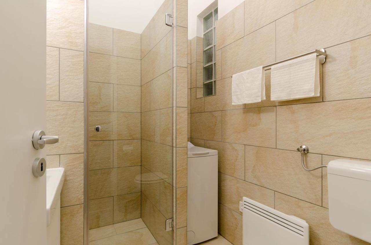 בודפשט Cosy Studio In Party District Ak20S מראה חיצוני תמונה